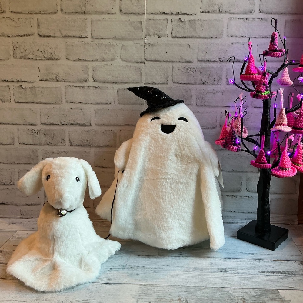 GOBLIN & GHOUL 24in Plush Ghost With Dog